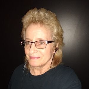 Meet your Posher, Debbie